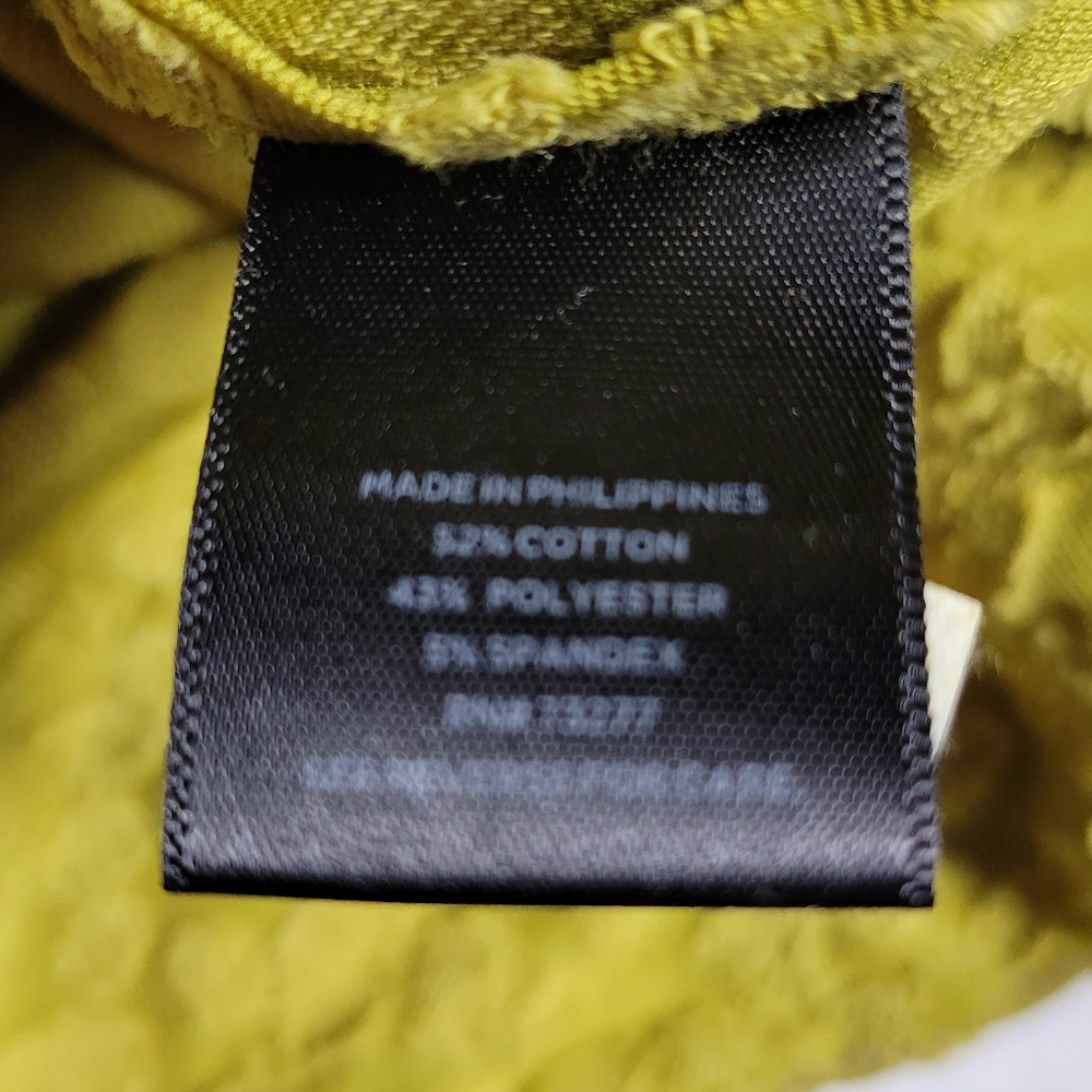 NWT SIMPLY VERA VERA WANG GREEN MUSTARD COLOR LIGHTWEIGHT BLOUSE SIZE LARGE - Picture 4 of 12